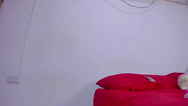 Snapshot of vennuss19 chatting on 27, 5, 2026 vennuss19 online show from 27, 5, 2026