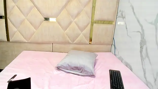 luisa girlssex online show from 31, 1, 2026