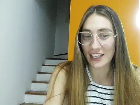 Snapshot of Noracherry chatting on 4, 3, 2026 Noracherry online show from 4, 3, 2026