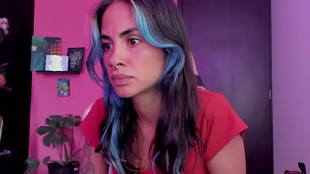 Snapshot of azula_lillet chatting on 14, 1, 2026 azula lillet online show from 14, 1, 2026