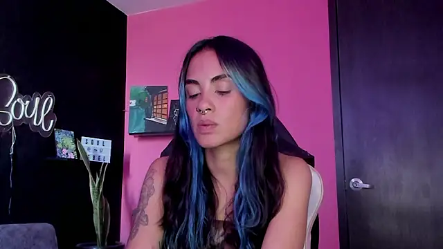 Snapshot of azula_lillet chatting on 20, 3, 2026 azula lillet online show from 20, 3, 2026