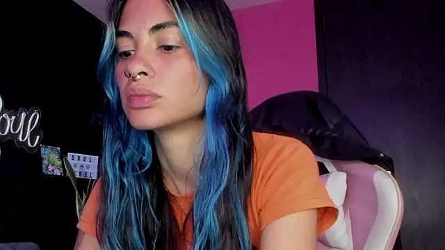 Snapshot of azula_lillet chatting on 23, 3, 2026 azula lillet online show from 23, 3, 2026