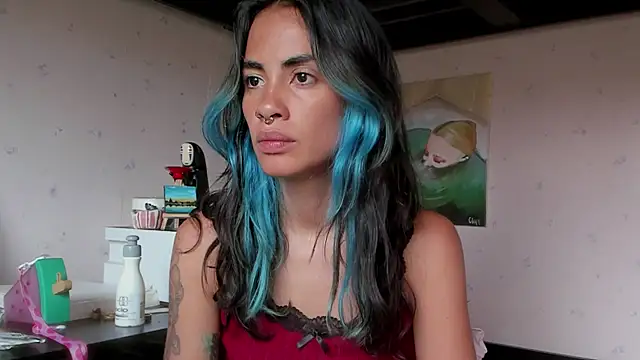 Snapshot of azula_lillet chatting on 3, 7, 2026 azula lillet online show from 3, 7, 2026