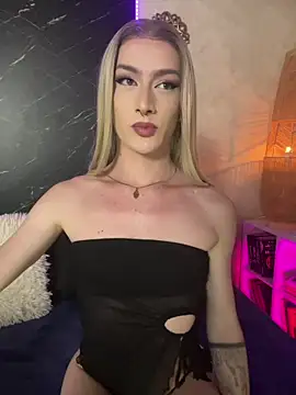 Snapshot of Alana_Stone chatting on 18, 6, 2026 Alana Stone online show from 18, 6, 2026