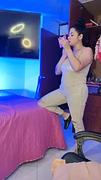Snapshot of Girl_kataleya10 chatting on 14, 5, 2026 Girl kataleya10 online show from 14, 5, 2026