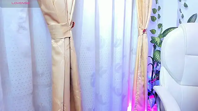 emily7  online show from 17, 3, 2026