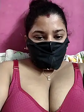 pinkisaha75 online show from 15, 4, 2026