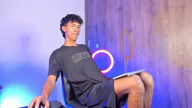 neitan miller  online show from 28, 2, 2026