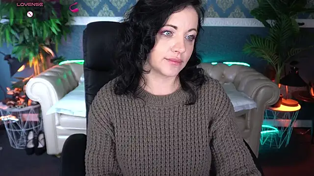 Dafni Monn online show from 30, 4, 2026