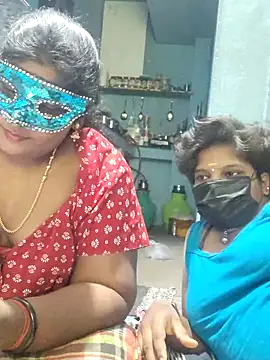 Snapshot of divyasree1431 chatting on 4, 3, 2026 divyasree1431 online show from 4, 3, 2026