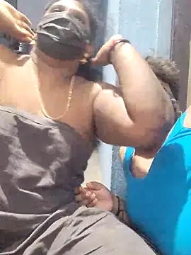 Snapshot of divyasree1431 chatting on 5, 4, 2026 divyasree1431 online show from 5, 4, 2026