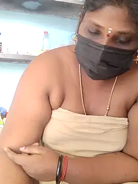 Snapshot of divyasree1431 chatting on 9, 4, 2026 divyasree1431 online show from 9, 4, 2026