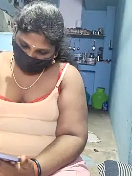 Snapshot of divyasree1431 chatting on 11, 4, 2026 divyasree1431 online show from 11, 4, 2026