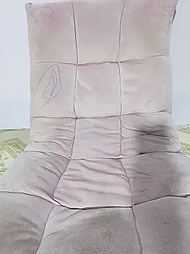 Snapshot of MiaBaba chatting on 7, 1, 2026 MiaBaba online show from 7, 1, 2026