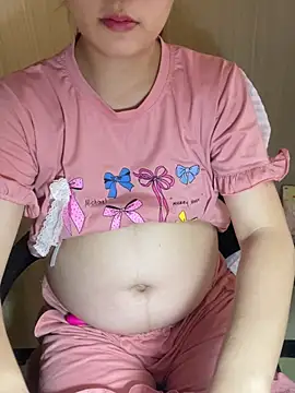 Snapshot of An-An19 chatting on 6, 4, 2026 An-An19 online show from 6, 4, 2026