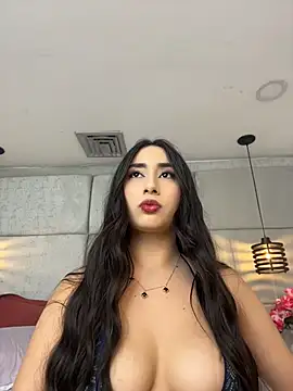IvonneOwen online show from 18, 5, 2026