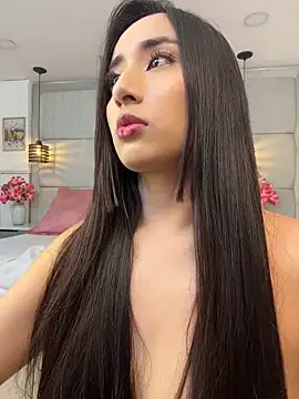 IvonneOwen online show from 20, 5, 2026