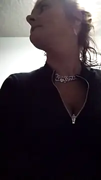 Snapshot of ASH_Blondie_Slut chatting on 6, 3, 2026 ASH Blondie Slut online show from 6, 3, 2026