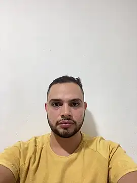 Snapshot of lucio-x chatting on 7, 1, 2026 lucio-x online show from 7, 1, 2026