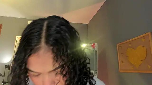 ailann  online show from 3, 3, 2026