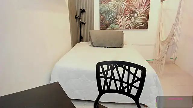 Snapshot of ailann_ chatting on 11, 7, 2026 ailann online show from 11, 7, 2026