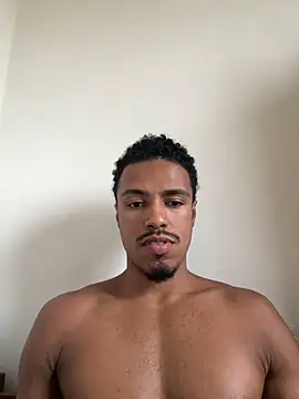 Snapshot of LorenzoBlack27 chatting on 19, 5, 2026 LorenzoBlack27 online show from 19, 5, 2026