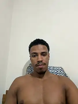 Snapshot of LorenzoBlack27 chatting on 10, 6, 2026 LorenzoBlack27 online show from 10, 6, 2026