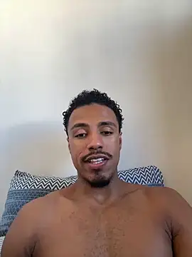 Snapshot of LorenzoBlack27 chatting on 21, 6, 2026 LorenzoBlack27 online show from 21, 6, 2026