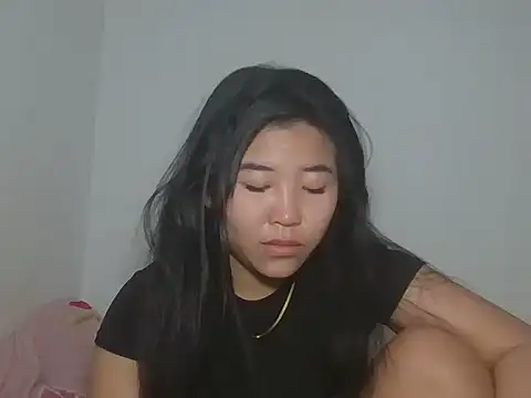 Zyeiii online show from 4, 2, 2026