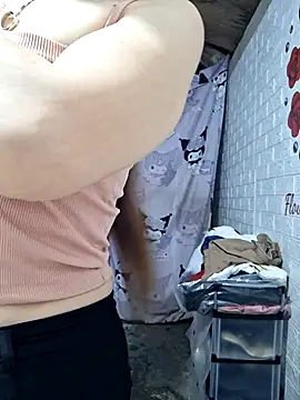 Snapshot of Adela-222 chatting on 13, 3, 2026 Adela-222 online show from 13, 3, 2026