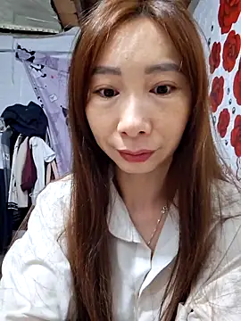 Snapshot of Adela-222 chatting on 19, 3, 2026 Adela-222 online show from 19, 3, 2026