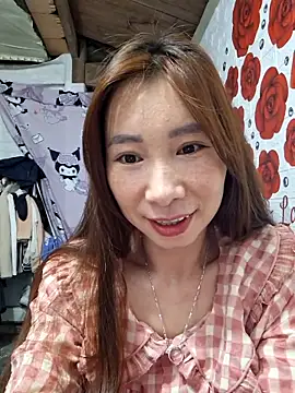 Snapshot of Adela-222 chatting on 10, 4, 2026 Adela-222 online show from 10, 4, 2026