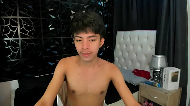 davincihugecock online show from 3, 2, 2026