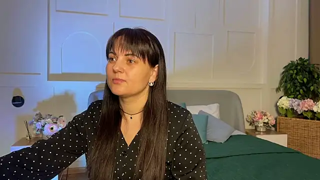  SilkyShadow  online show from 5, 2, 2026