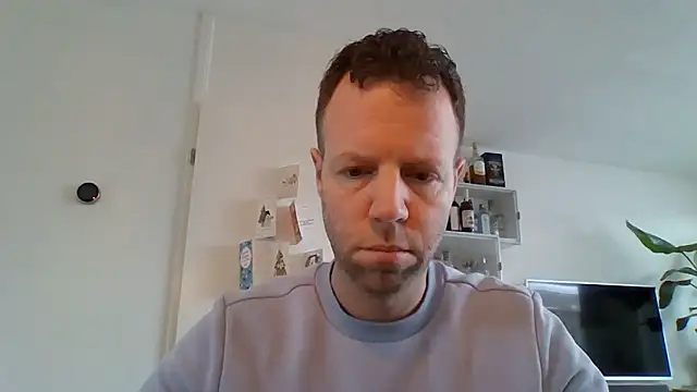 Snapshot of Vector1982 chatting on 8, 1, 2026 Vector1982 online show from 8, 1, 2026