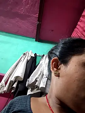 Snapshot of Reena_lodha chatting on 20, 4, 2026 Reena lodha online show from 20, 4, 2026