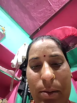 Snapshot of Reena_lodha chatting on 24, 4, 2026 Reena lodha online show from 24, 4, 2026