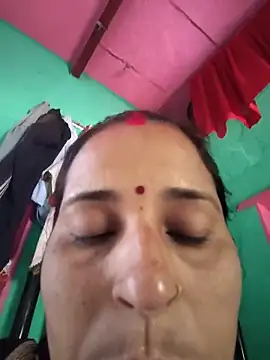 Snapshot of Reena_lodha chatting on 18, 5, 2026 Reena lodha online show from 18, 5, 2026