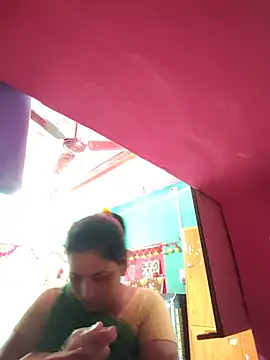 Snapshot of Reena_lodha chatting on 21, 5, 2026 Reena lodha online show from 21, 5, 2026