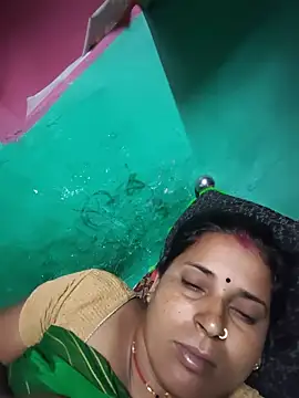 Snapshot of Reena_lodha chatting on 24, 5, 2026 Reena lodha online show from 24, 5, 2026