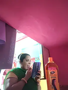 Snapshot of Reena_lodha chatting on 1, 6, 2026 Reena lodha online show from 1, 6, 2026
