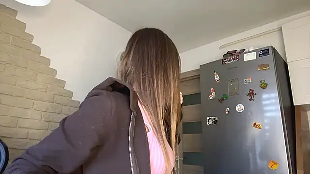 ElsieKuhlmann online show from 15, 3, 2026