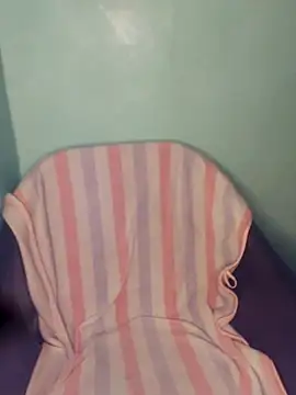 Snapshot of Lovebird2006 chatting on 12, 1, 2026 Lovebird2006 online show from 12, 1, 2026