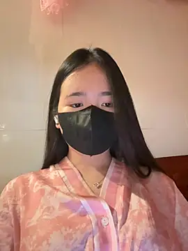 Snapshot of Gwen879 chatting on 25, 2, 2026 Gwen879 online show from 25, 2, 2026