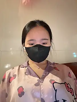 Snapshot of Gwen879 chatting on 14, 4, 2026 Gwen879 online show from 14, 4, 2026