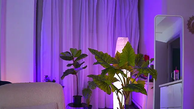 Snapshot of Arabian_Rose chatting on 29, 7, 2026 Arabian Rose online show from 29, 7, 2026