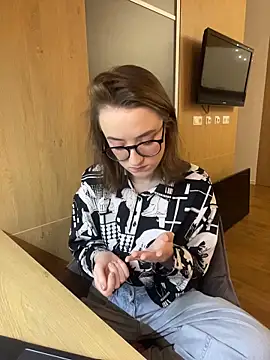 Persephone Kore online show from 16, 3, 2026