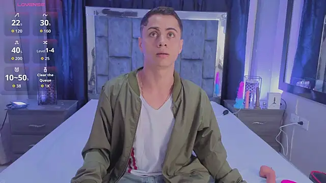 Snapshot of LeoMonnroe chatting on 30, 3, 2026 LeoMonnroe online show from 30, 3, 2026