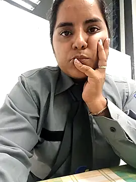 Isabel 3 online show from 10, 2, 2026