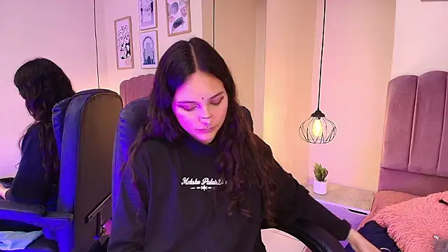 Snapshot of Hanabie_ chatting on 1, 2, 2026 Hanabie online show from 1, 2, 2026